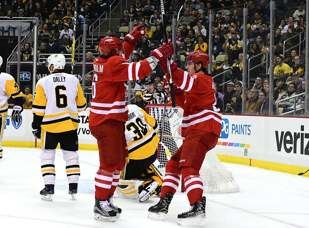 Lindholm oli tammikuussa Hurricanesin harvoja valopilkkuja.