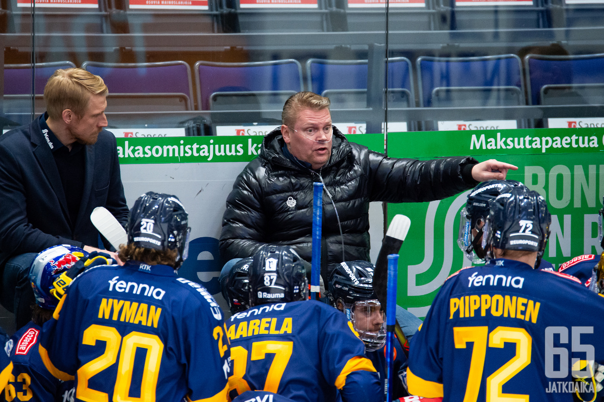 Pekka Virran paluu penkin taakse on rauhoittanut raumalaisia. 