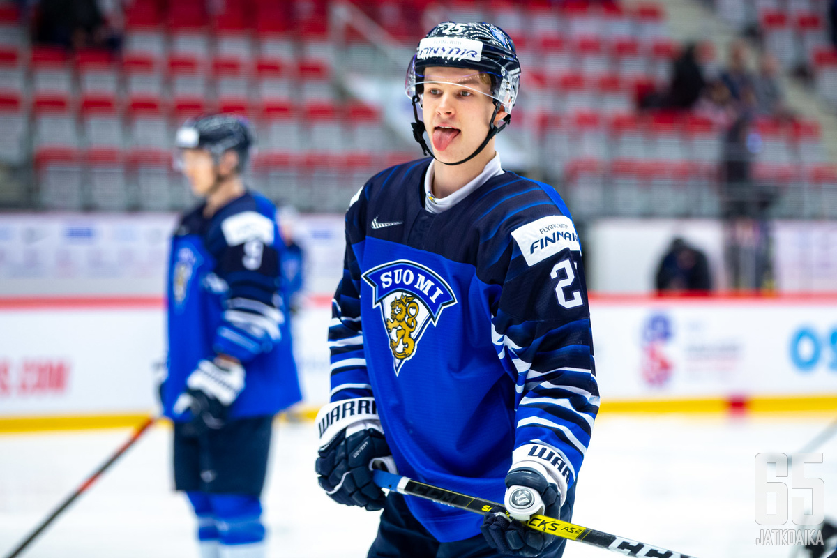 Suomen ykkösketjun keskushyökkääjä Antti Saarela on pelannut alkulohkon pisteittä.