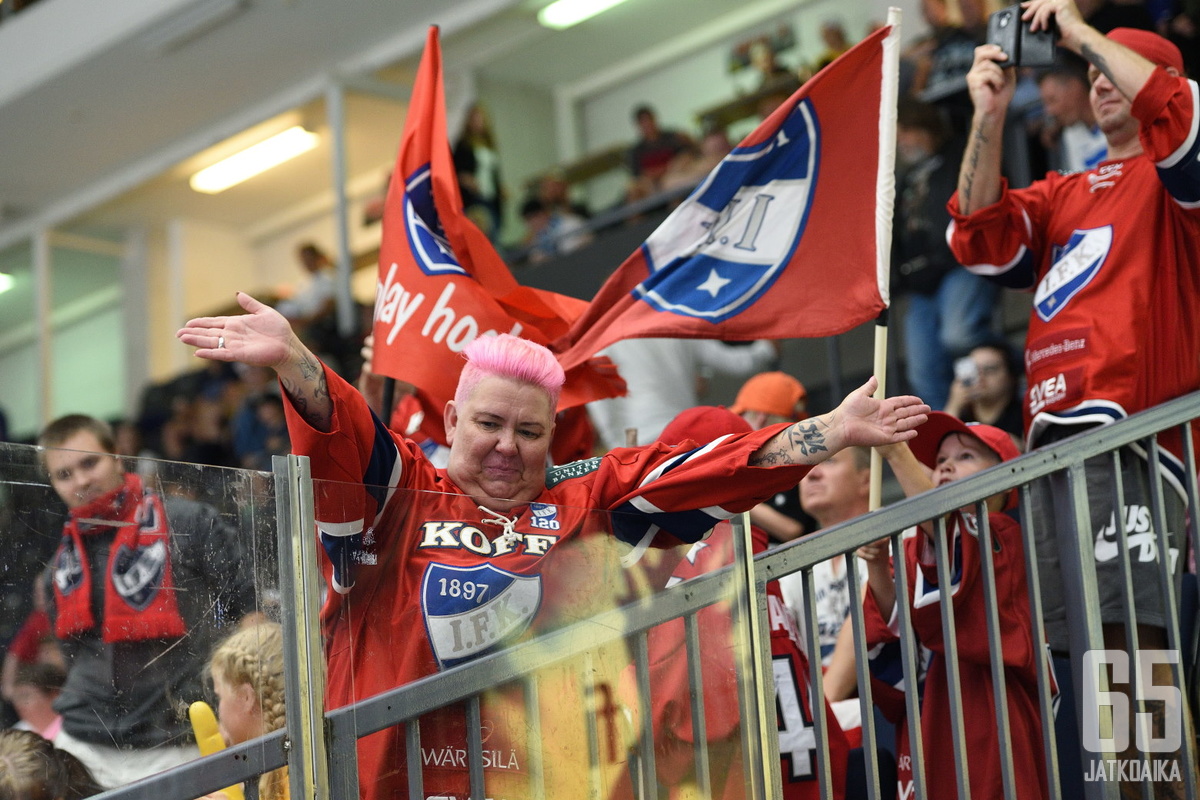 HIFK keräsi viime kaudella eniten yleisöä otteluihinsa.