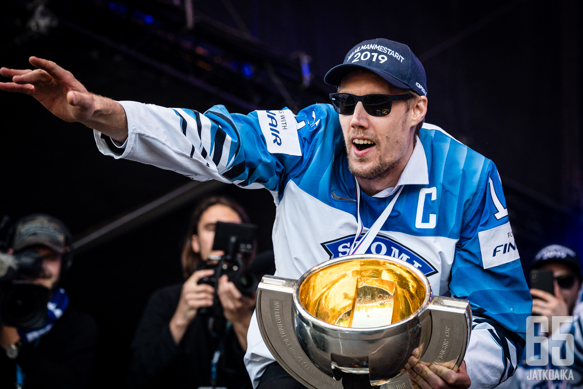 Marko Anttila nousi koko kansan sankariksi johdatettuaan Leijonat sensaatiomaiseen MM-kultaan tänä keväänä.
