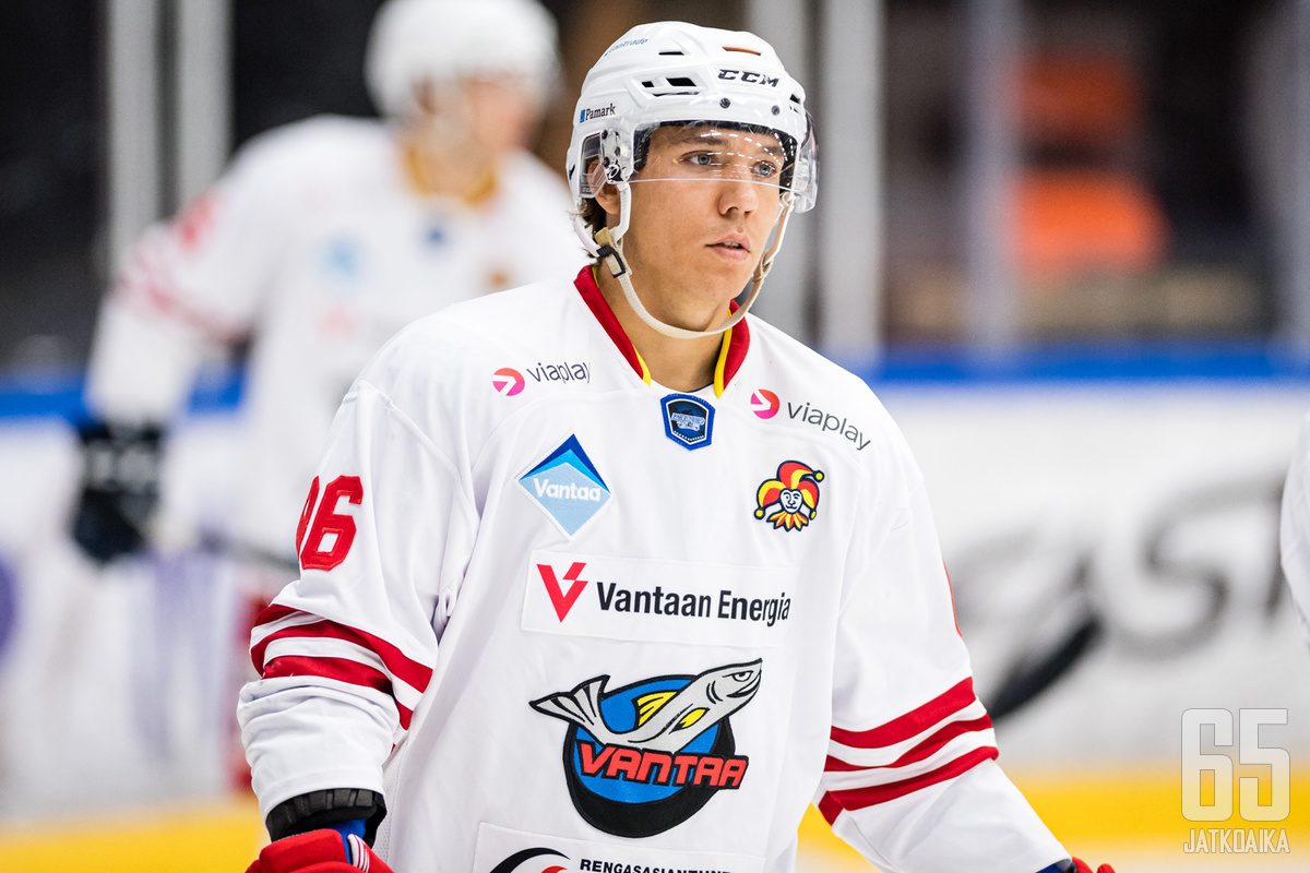Niskanen pelasi Kiekko-Vantaassa viisi viime kautta.