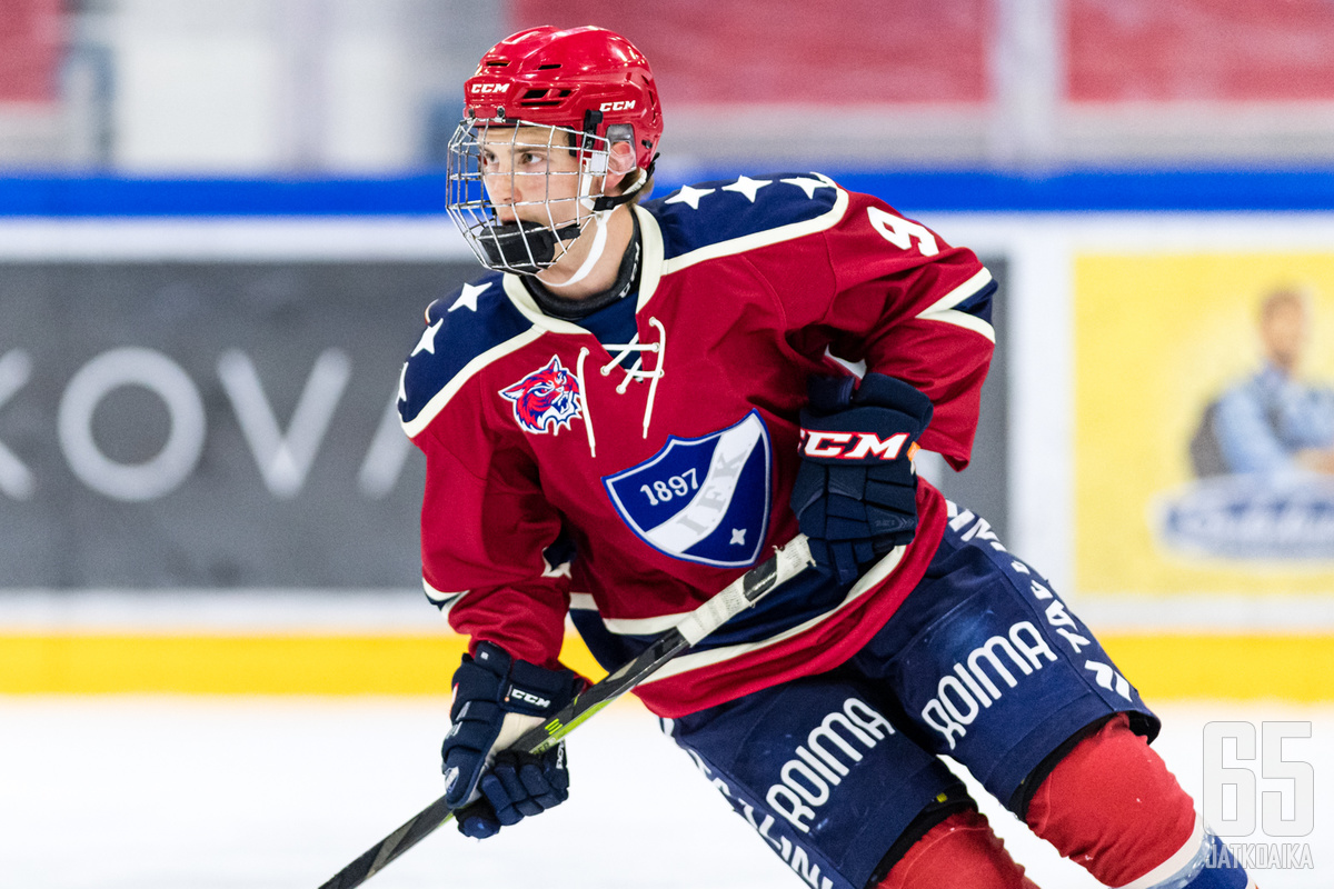 Brad Lambert on yksi World Hockey Challenge -turnauksen ykköstähdistä.