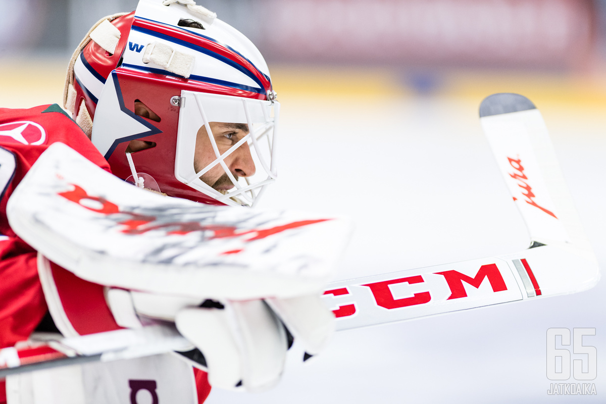 Frans Tuohimaa torjui HIFK:lle jälleen täyden pistepotin.