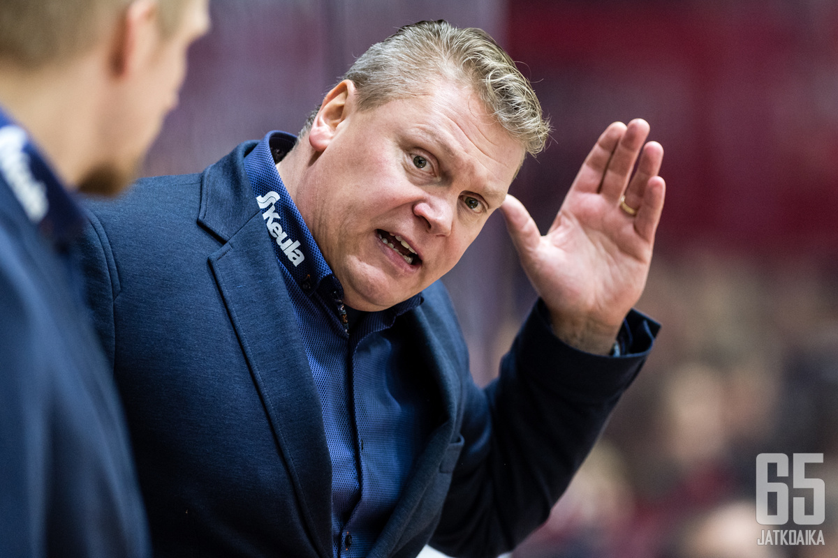 Pekka Virta ei jatka SaiPan päävalmentajana.