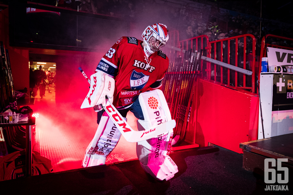 Atte Engren tuli tutuksi uransa viimeisinä vuosina HIFK:n paidasta. 