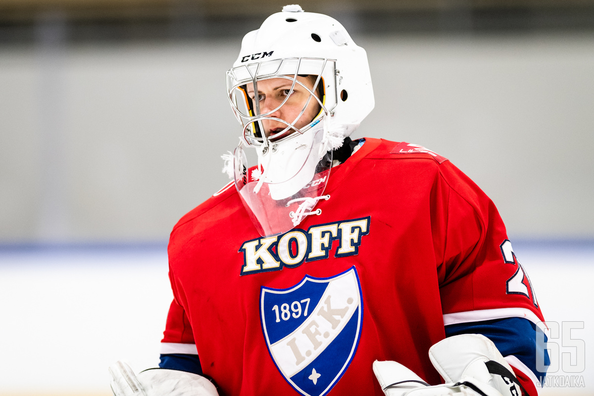 HIFK:n ja K-Espoon ensimmäinen kohtaaminen kuluvalla kaudella ratkeaa maalivahtipeliin. 