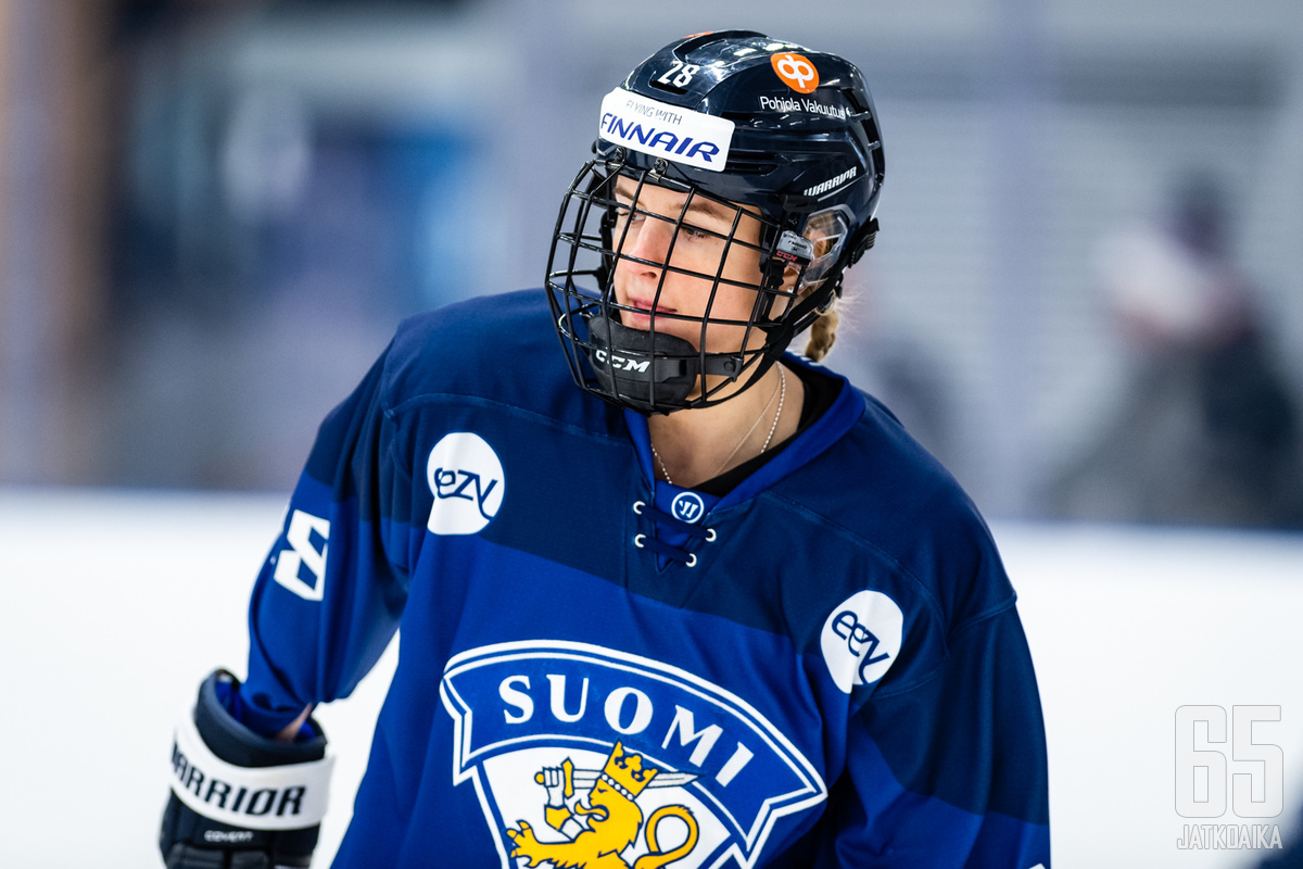 Jenniina Nylund kiekkoilee neljättä kauttaan Yhdysvaltojen yliopistosarjassa. Nyt on edessä olympiamatka.