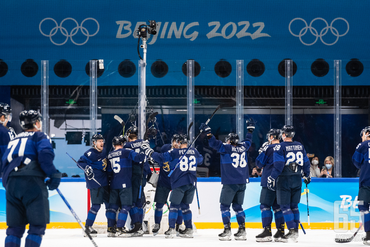 Suomi saavutti historiansa ensimmäisen olympiakullan  - Suomi -  ROC - MAAJOUKKUE - Otteluraportti  - Kaikki jääkiekosta