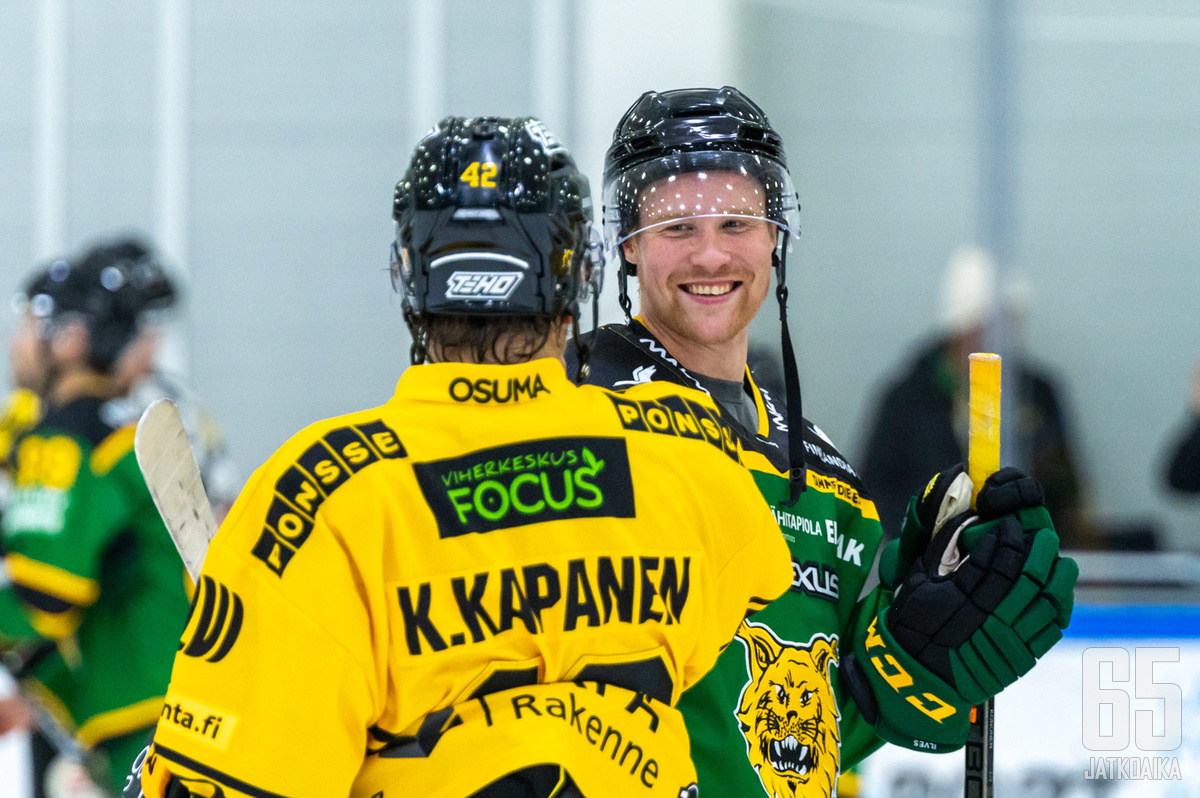 Juuso Könönen palasi keskiviikkona vanhaan kotikaukaloonsa Ilveksen paidassa.