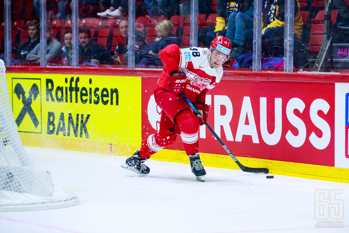 Morten Poulsen edusti ottelussa tanskalaista taistelutahtoa.