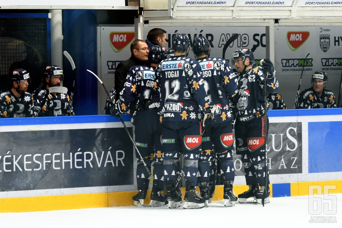 Hannu Järvenpää oli Fehérvárin valmentaja yhteensä neljällä eri kaudella