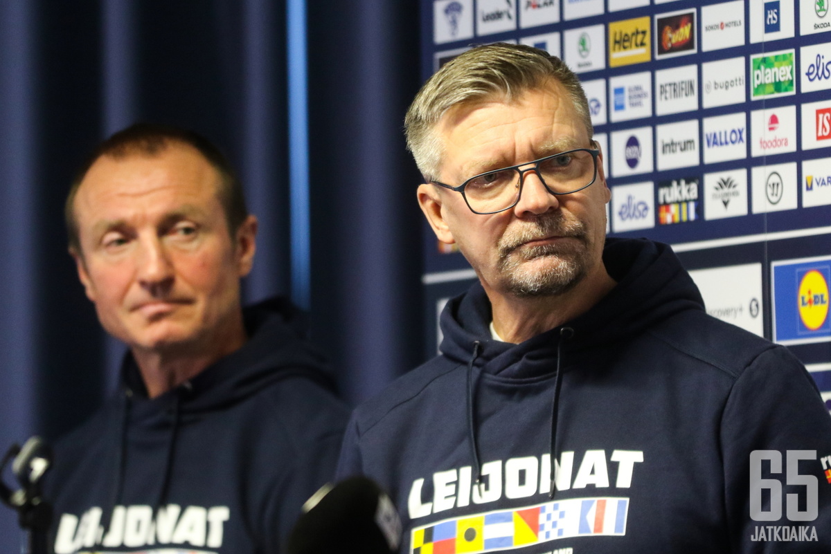 GM Jere Lehtinen ja päävalmentaja Jukka Jalonen valitsivat tutut pelaajat kisakoneeseen.