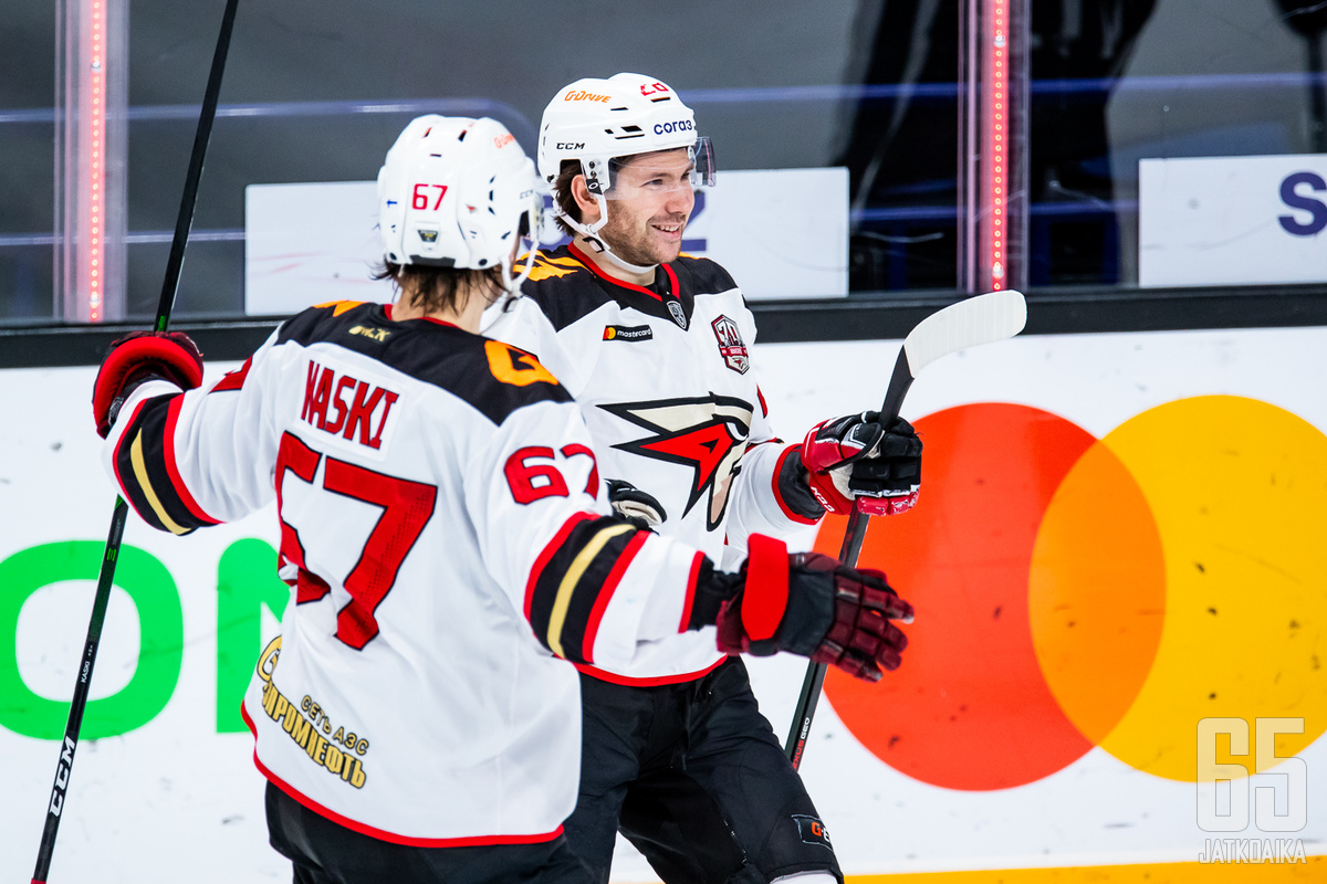 KHL-kausi alkoi Avangardin murskaavalla esityksellä. 