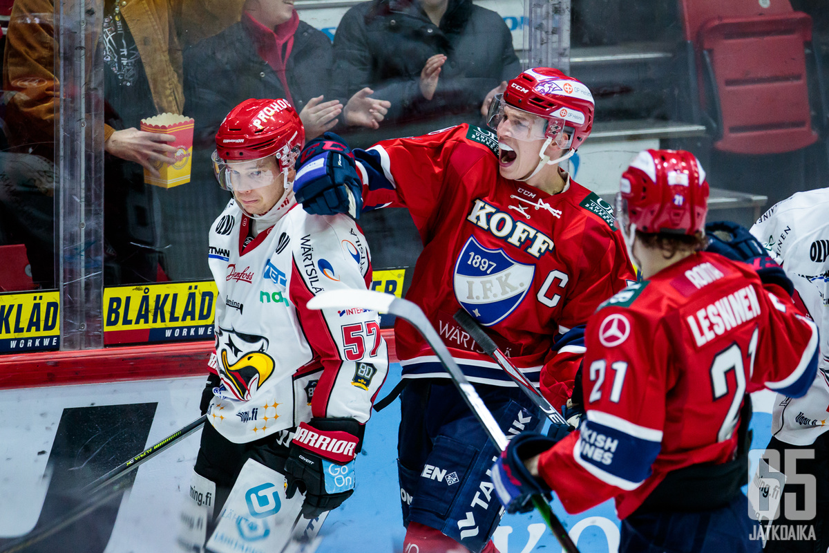 HIFK:n Jere Sallinen laukoi ottelun voittomaalin. 