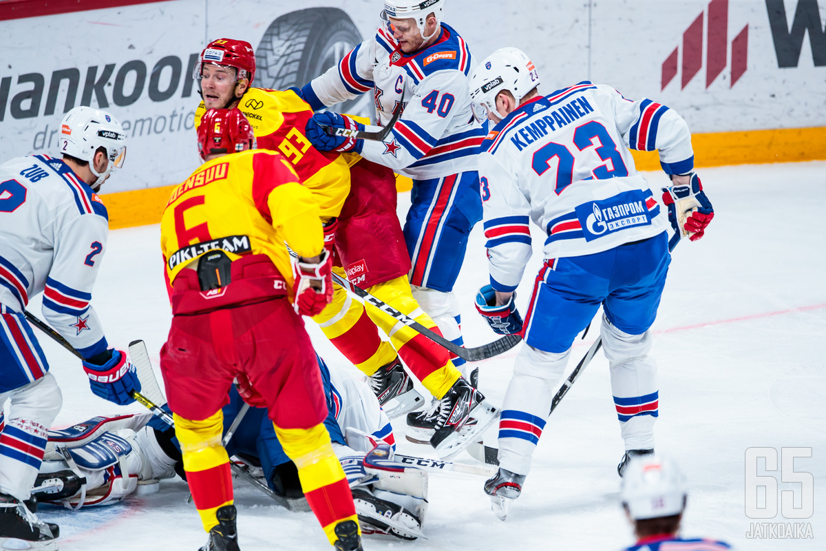 Jokerit ja SKA Pietari olisivat kohdanneet KHL:n toisella pudotuspelikierroksella. Jokerit vetäytyi pudotuspeleistä viime viikolla.