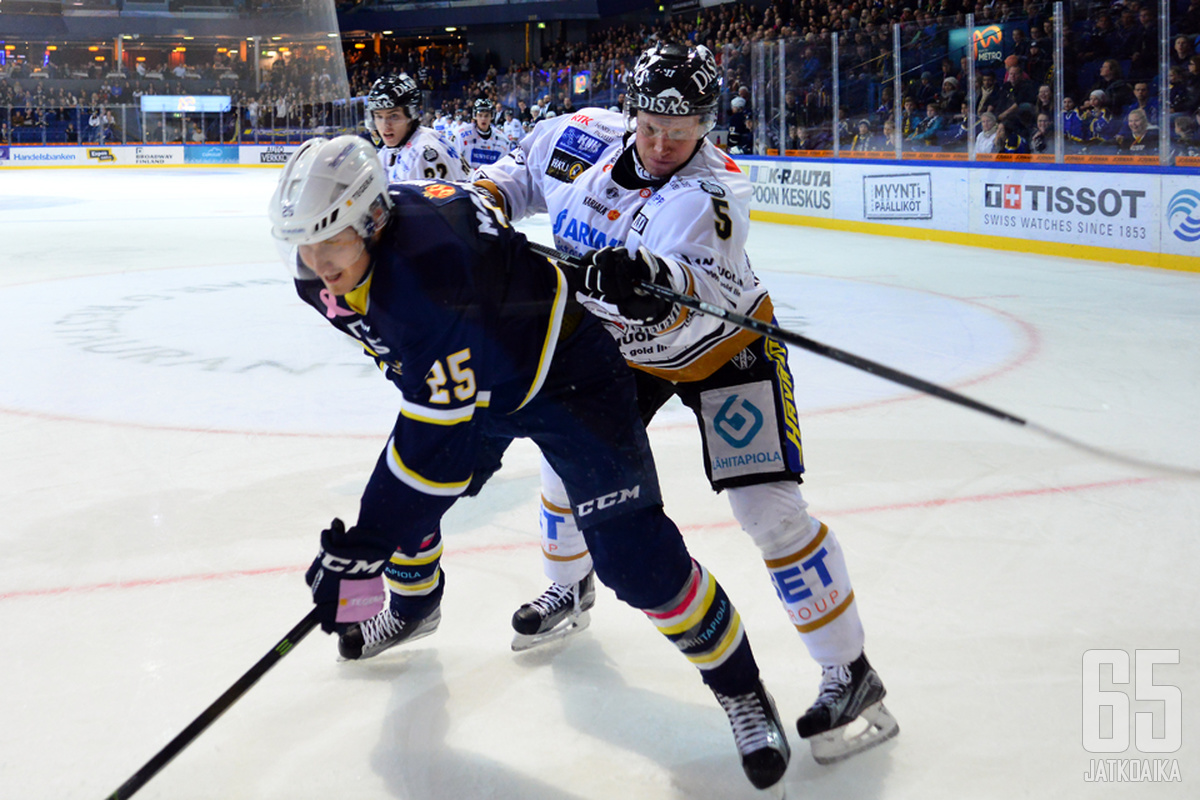 Blues ja Kärpät kohtaavat jälleen. 