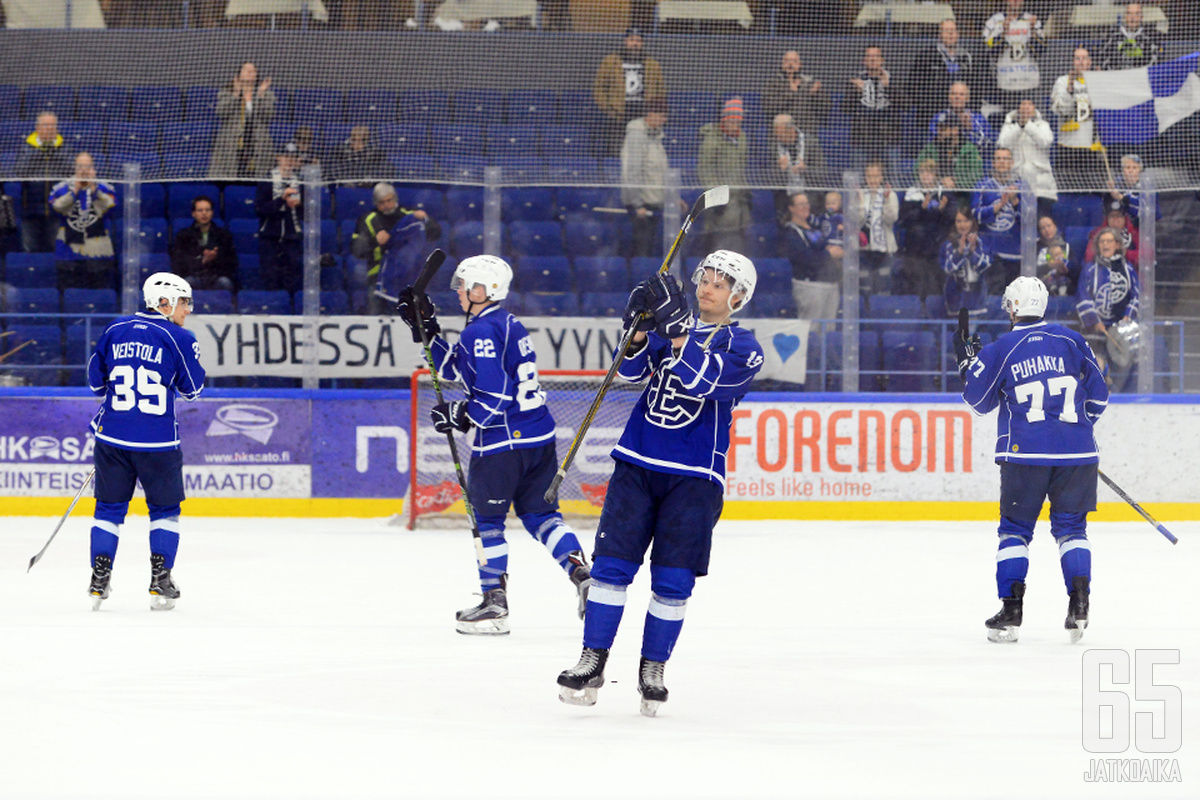 Viime kaudella Espoo Unitedin otteluita kävi seuraamassa vaihteleva määrä yleisöä.