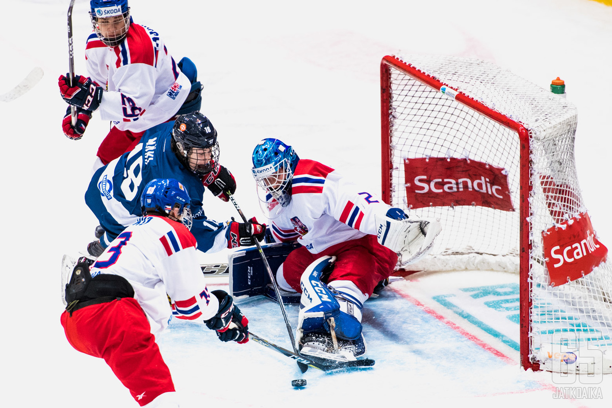 Suomen alle 19-vuotiaiden maajoukkue kaatoi Tšekin toisessa maaottelussa.