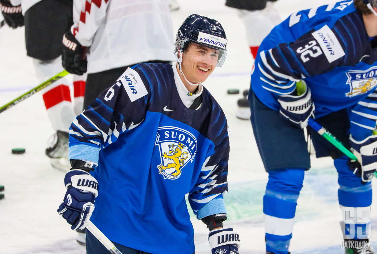 Red Wingsin varaamissa pelaajista Eemil Viro edustaa Suomea. 