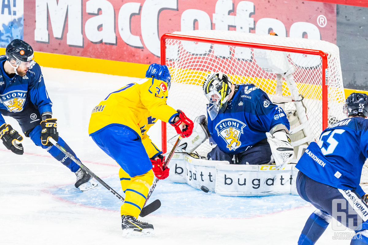 Tukholman turnaus huipentuu sunnuntaina Ruotsin ja Suomen kohtaamiseen.
