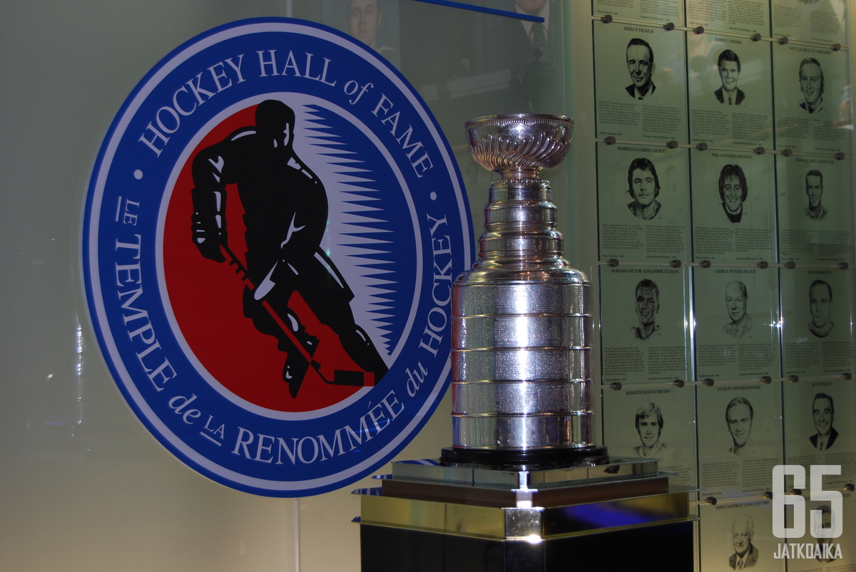 Stanley Cupia säilytetään tällä hetkellä yleisöltä suljetussa Hockey Hall of Famessa.