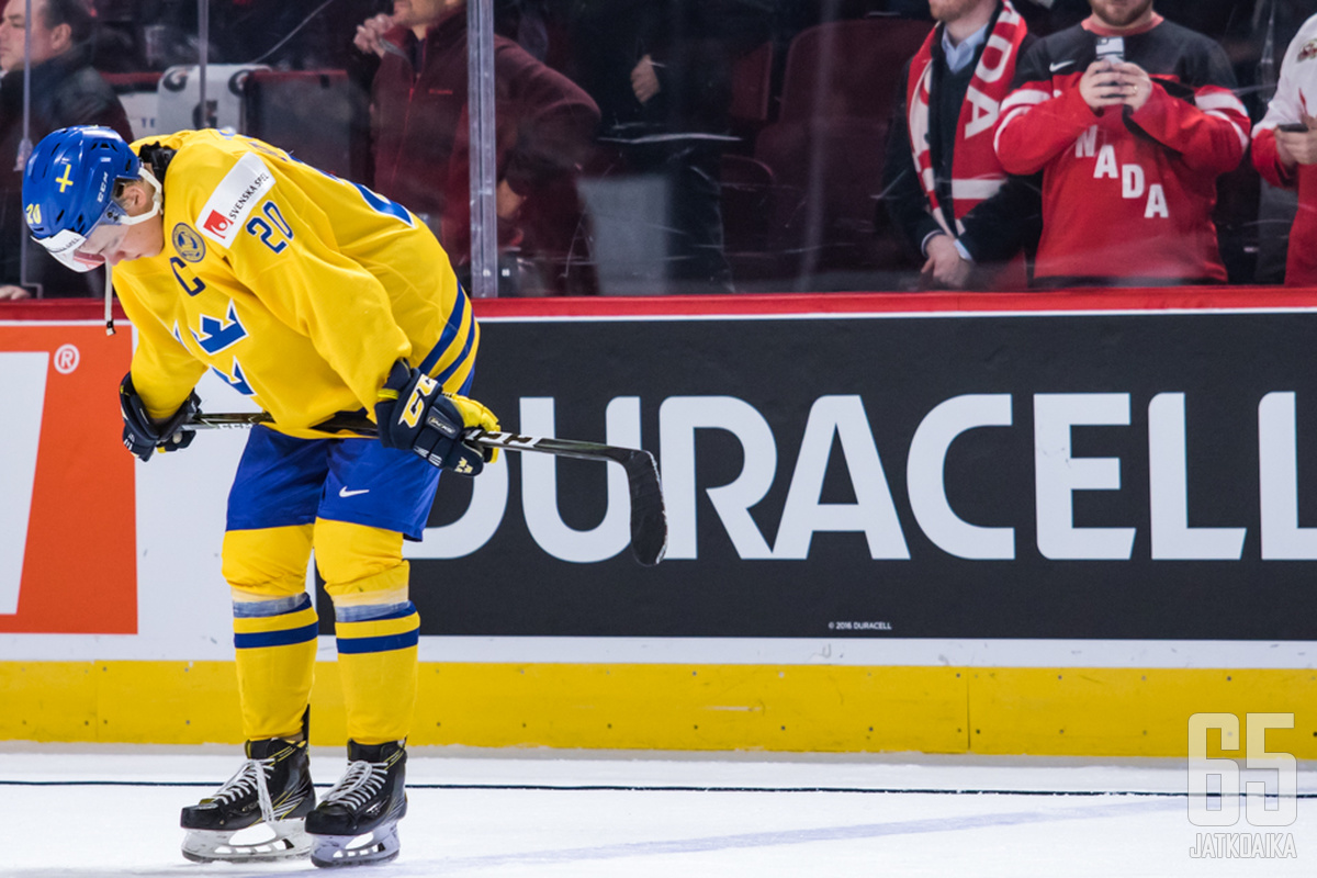 Joel Eriksson Ek oli pettymykseen päättyneessä MM-turnauksessa Ruotsin toiseksi tehokkain pistemies tehoin 6+3.