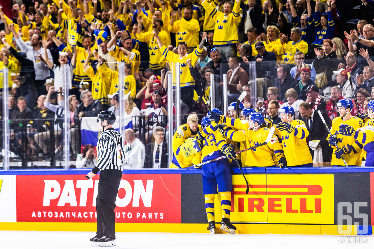 Ruotsi juhlii maailmanmestaruutta toista kertaa peräkkäin.