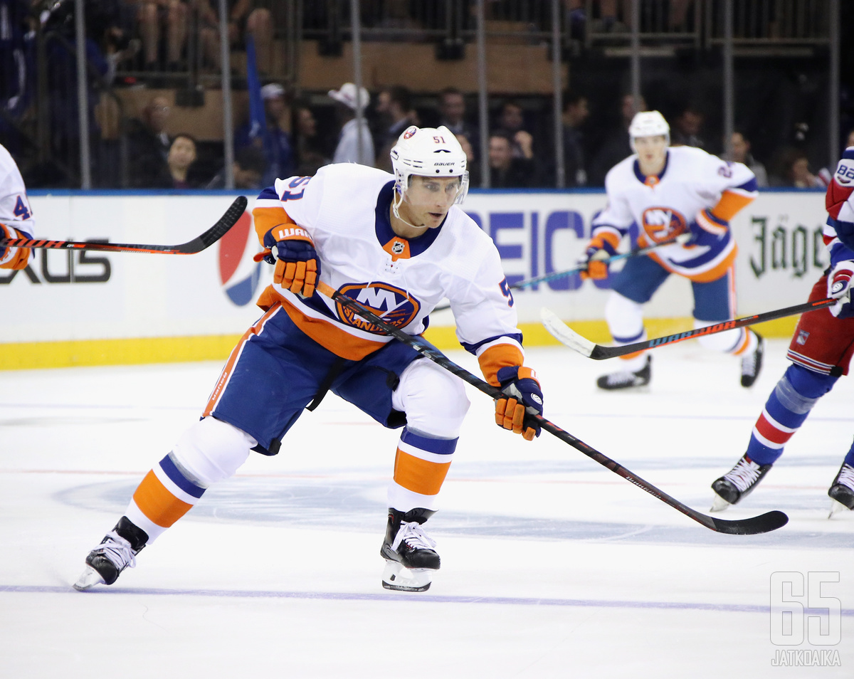 Entinen tähtipelaaja Valtteri Filppula on putoamassa nyky-NHL:n vauhdista.