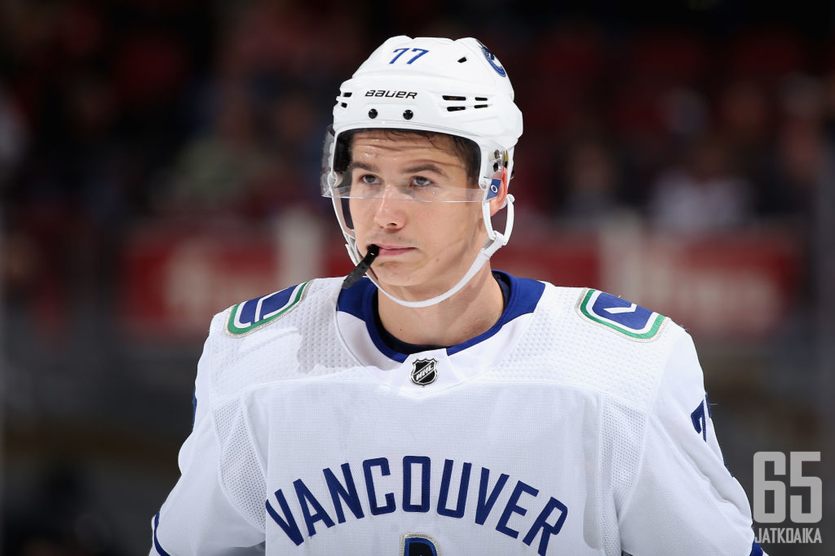 GLENDALE, AZ - OCTOBER 25:  Nikolay Goldobin #77 of the Vancouver Canucks skates on the ice during the NHL game against the Arizona Coyotes at Gila River Arena on October 25, 2018 in Glendale, Arizona. The Coyotes defeated the Canucks 4-1.  (Photo by Chri