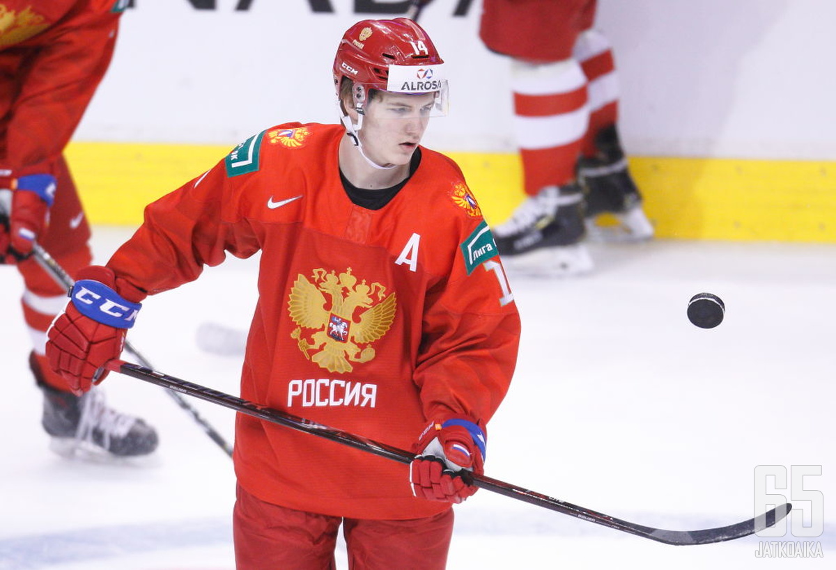 Vitali Kravtsov palaa KHL-kaukaloon lainapestillä.