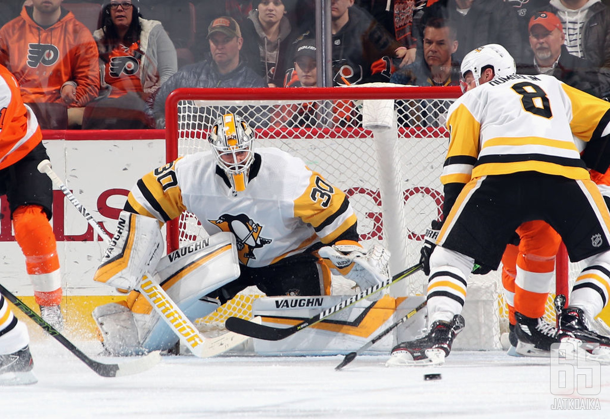 Matt Murray torjui 50 kertaa, kun Penguins kaatoi vieraskaukalossa Flyersin.