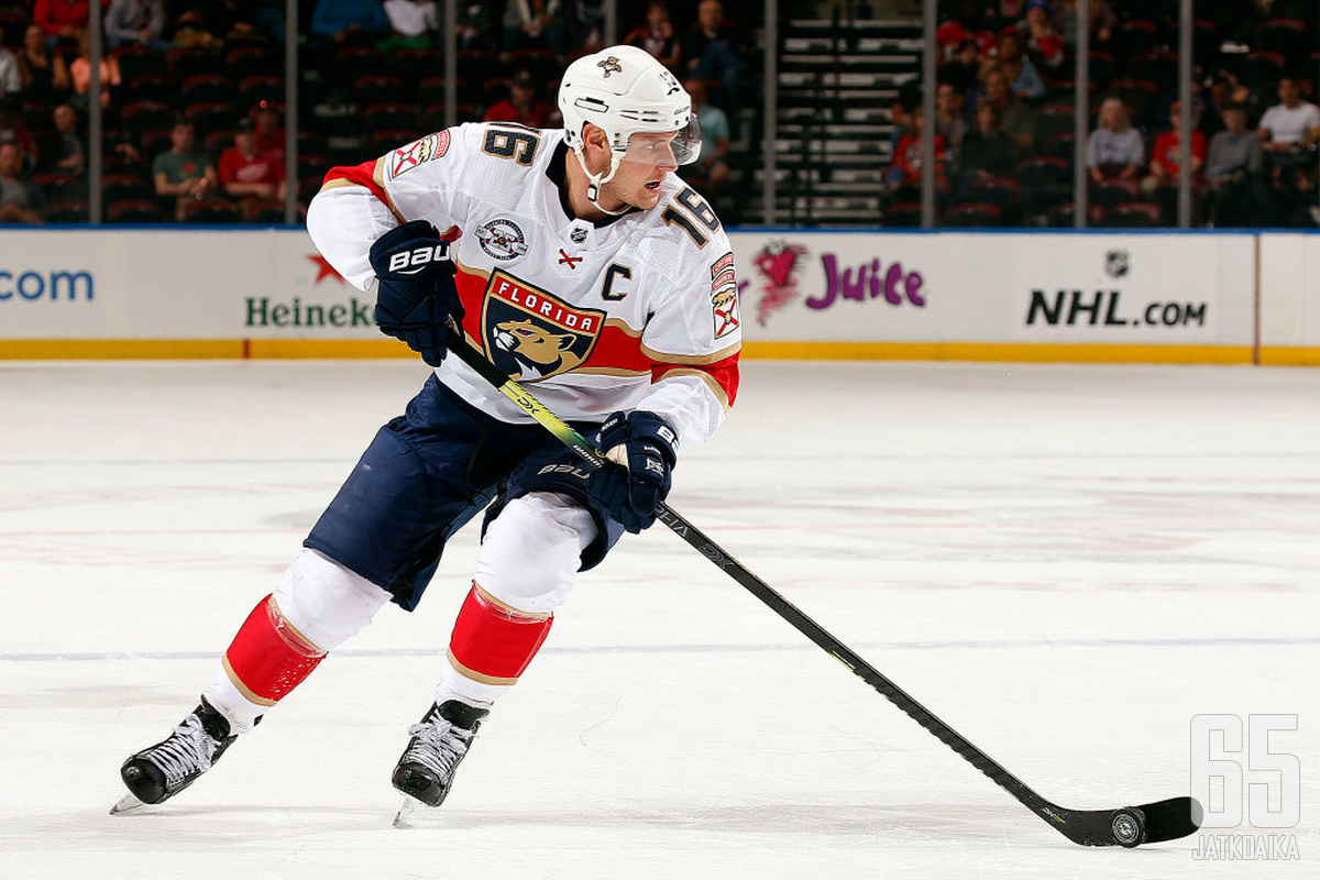 Muut NHL-pelaajat pitävät Aleksander Barkovia ylivoimaisesti NHL:n aliarvostetuimpana pelaajana.