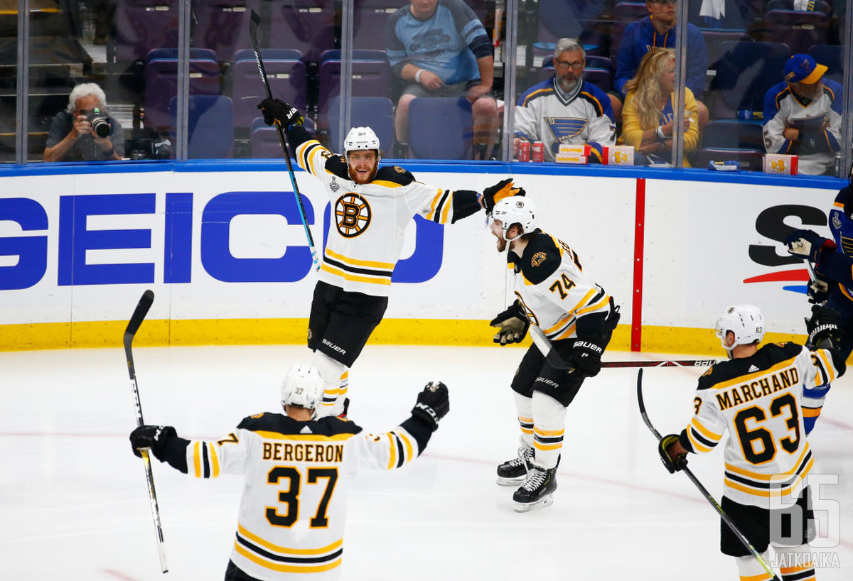 Boston Bruins oli tehokas ylivoimilla.