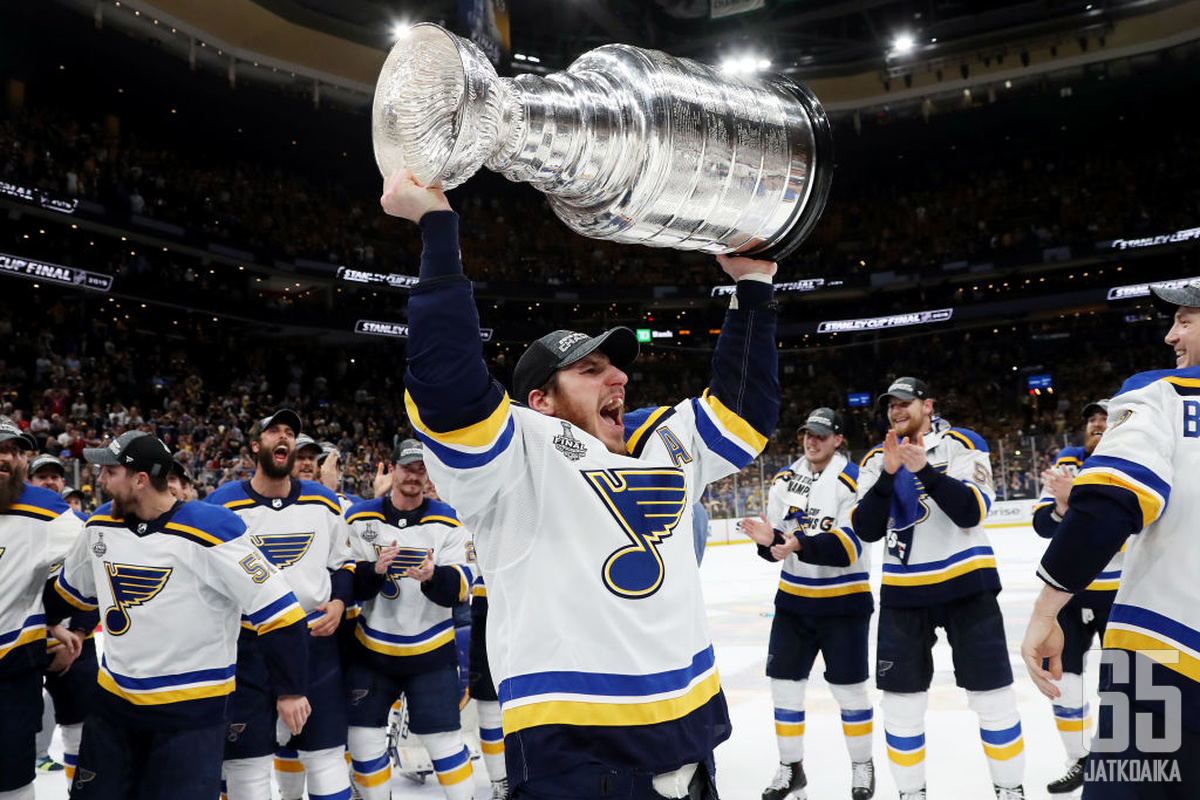 Alexander Steenistä tuli myös Stanley Cup -voittaja.