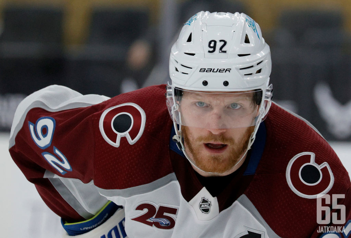 Gabriel Landeskog jatkaa pitkään tutussa seurassa.