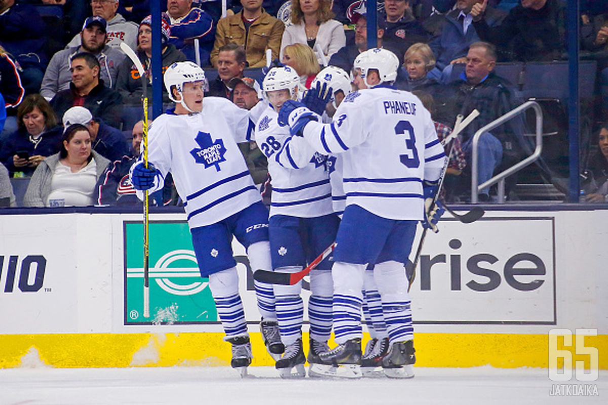 Maple Leafs mässäili maaleilla.