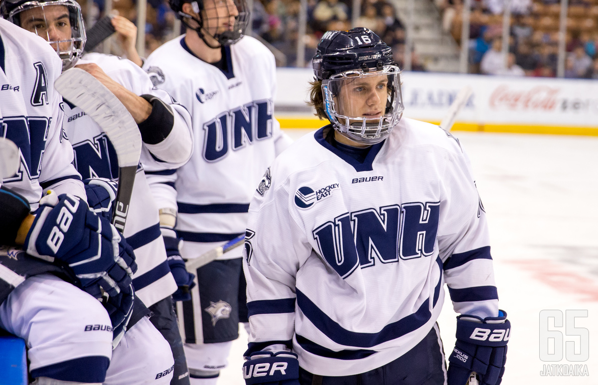 Tyler Kelleher played in the NCAA and AHL before moving to Europe where he's about to start his fifth season.