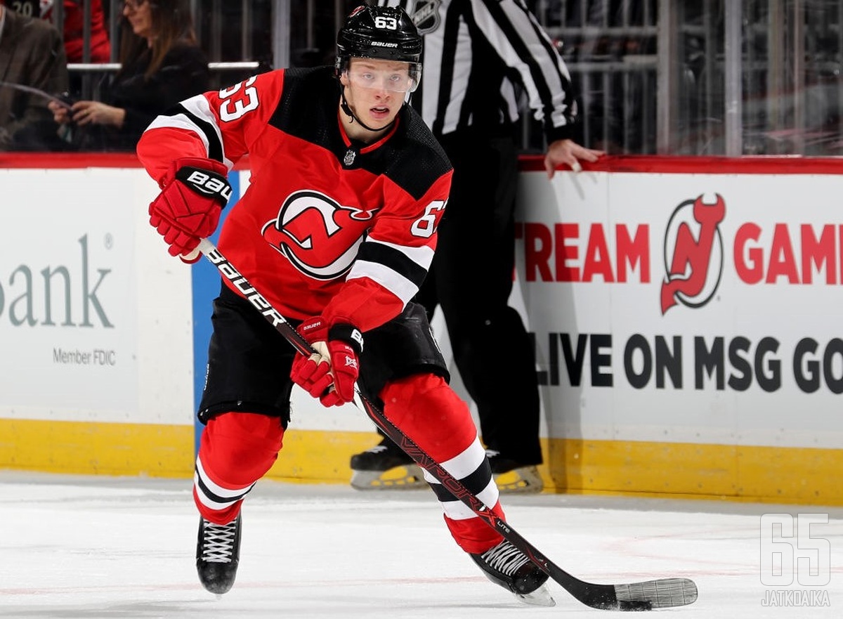 Jesper Brattin NHL-ura jatkuu New Jersey Devilsin riveissä. 
