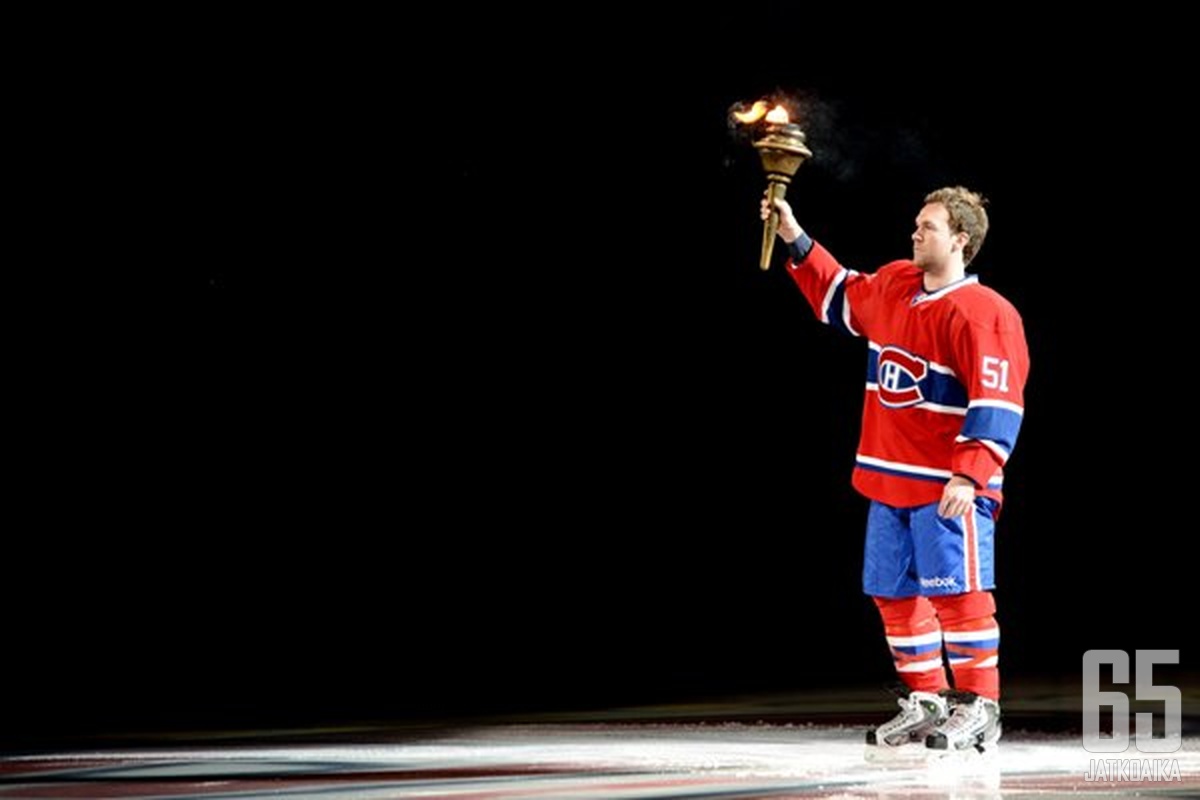 David Desharnais viettää jatkossakin aikaa Montreal Canadiensin väreissä.