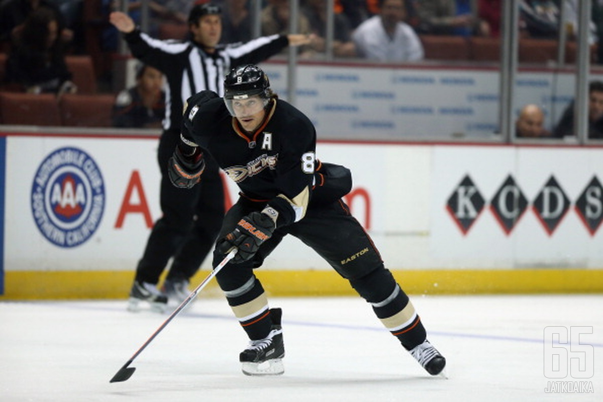 Selänne valittiin itseoikeutetusti parhaaksi Ducks-pelaajaksi.