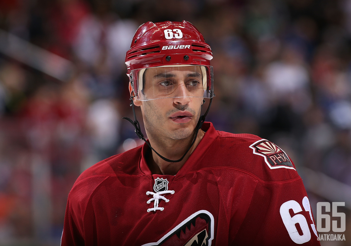 Mike Ribeiro siirtyy Predatorsin paitaan.