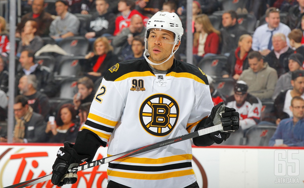 Iginla pelasi viime kauden Bruinsissa.