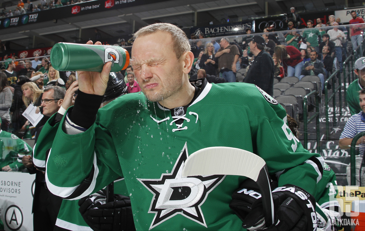 Sergei Gontšarin ura jatkuu Canadiensissa.