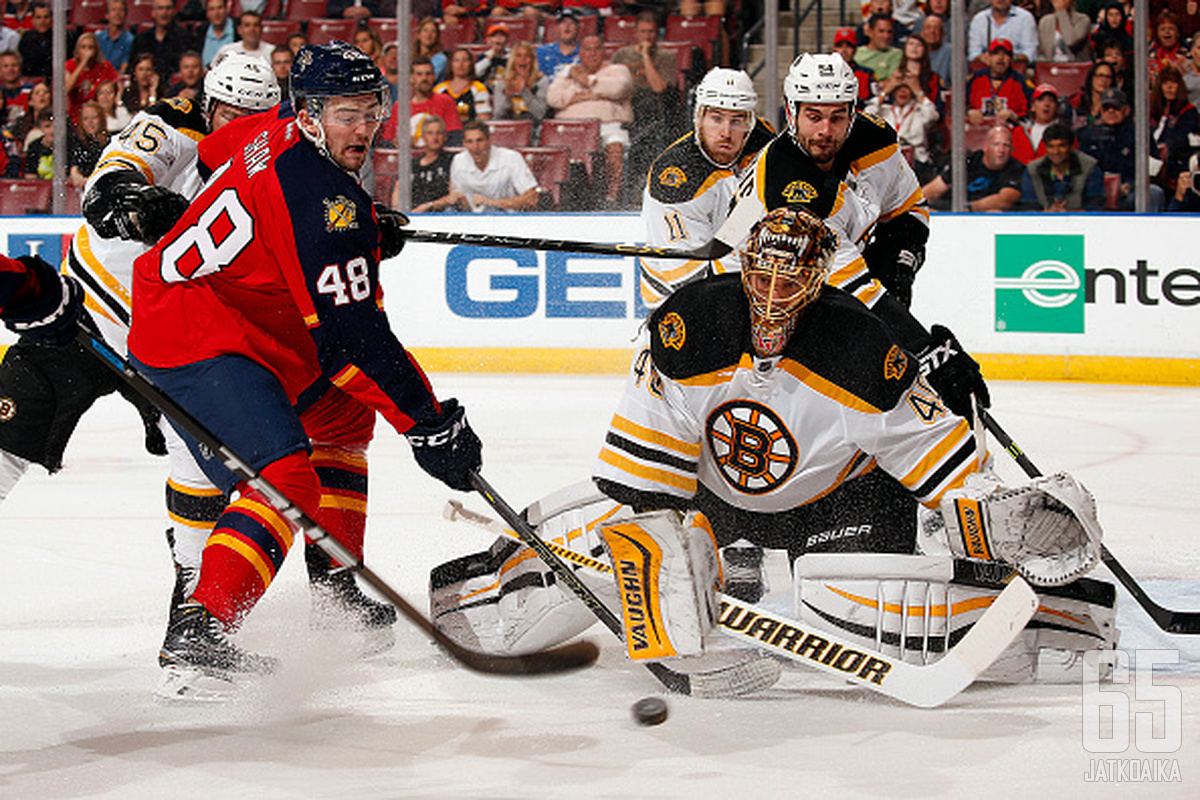 Tuukka Rask torjui Bruinsille voiton Panthersista.