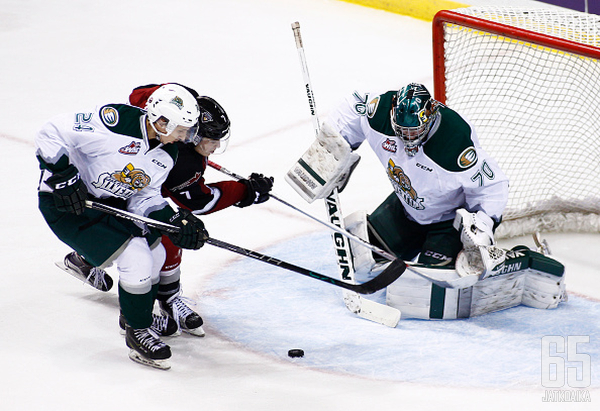 Carter Hart on varaustilaisuuden kärkinimiä maalivahdeista.