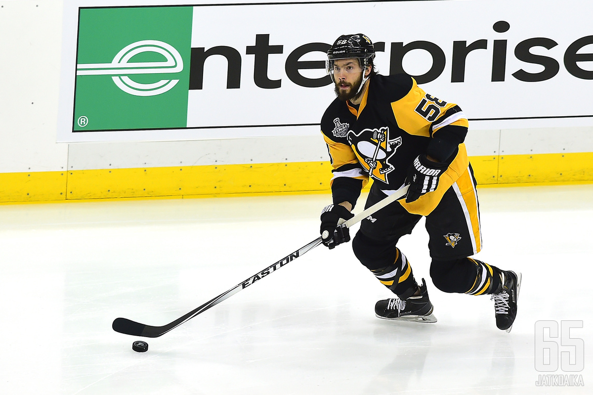 Kris Letang on pelannut Pittsburghissa yli 1000 NHL-ottelua.