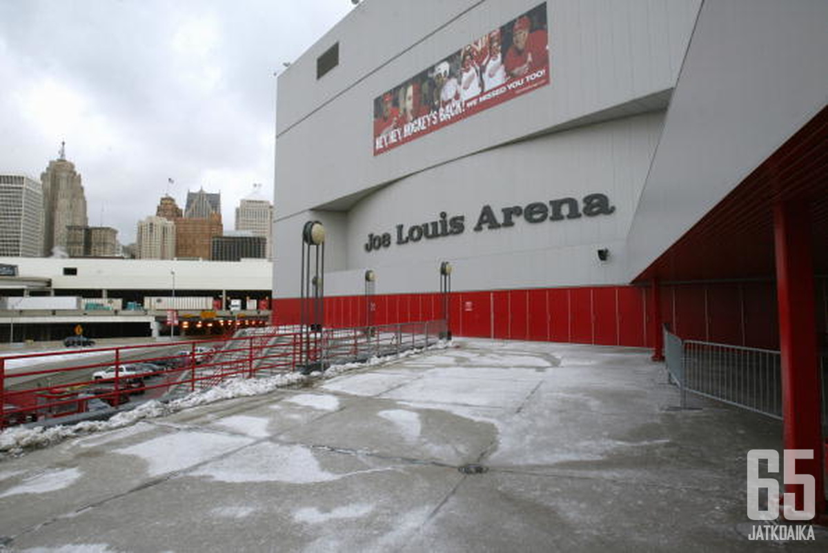 Red Wingsin legendaarinen kotihalli Joe Louis Arena jää historiaan ensi kauden jälkeen.