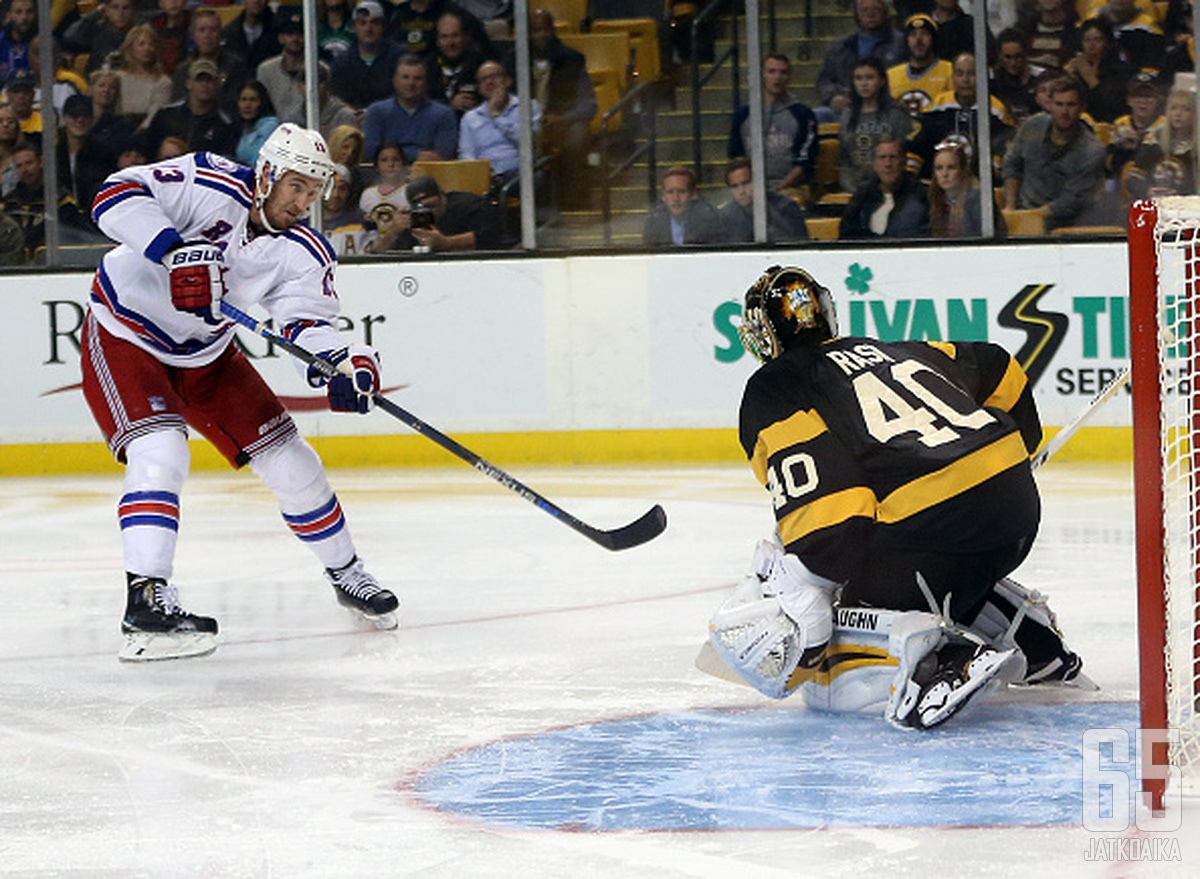 Kevin Hayes oli jälleen eräs Rangersin ratkaisijoista.