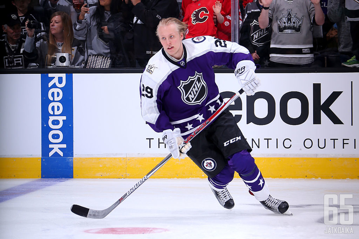 Suomalaisen jääkiekon suurin tähti Patrik Laine valittiin NHL-debyyttikaudellaan sarjan tähdistöotteluun.